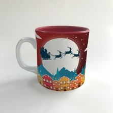 Mor Mürekkep Yılbaşı Gecesi Kızak ve Geyikleri Baskılı Kırmızı Multi Yılbaşı Kupası