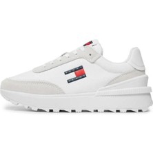 Tommy Hilfiger Kadın Marka Logolu Bağcıklı Kaydırmaz Tabanlı Günlük Beyaz Sneaker EN0EN02511-YBS