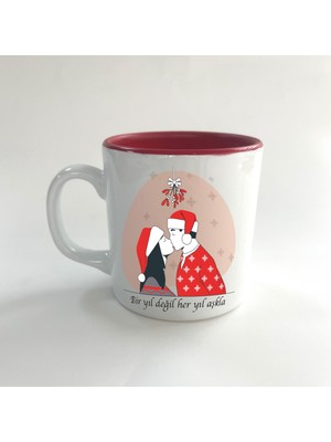 Mor Mürekkep Bir Yıl Değil Her Yıl Aşkla Baskılı Kırmızı Multi Yılbaşı Kupası