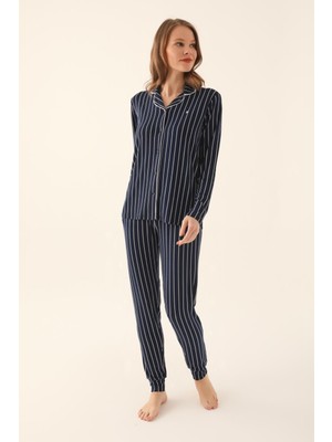 Pierre Cardin Kutulu Kadın Çizgili Lacivert Pijama Takım %50 Pamuk %50 Modal Düğmeli Pijama Takım