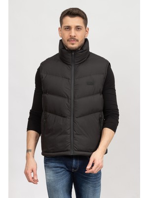 Calvin Klein Erkek Dikişsiz Kapitoneli Dik Yaka Jile Siyah Mont K10K110683-BEH