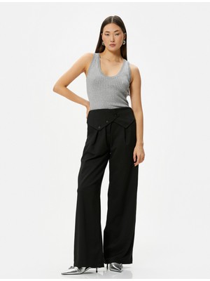 Koton Bol Paça Pantolon Beli Asimetrik Düğme Detaylı Cepli