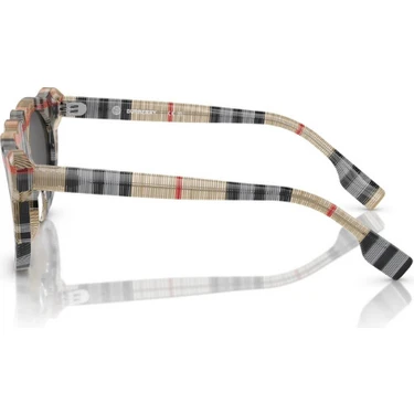 専用　Burberry kids 140 10Y format:webp