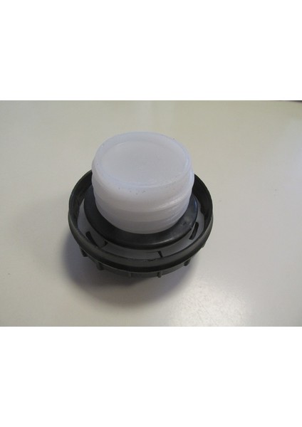 Mazda E2200- Minibüs- 88/09; Yakıt Depo Kapağı (Kilitsiz) Plastik