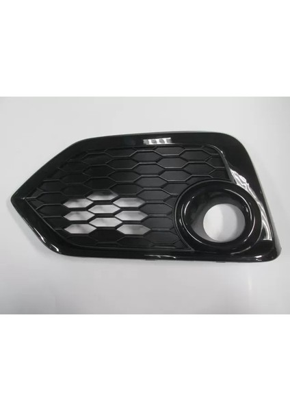 Honda Cıvıc- Hb- 16/18; Sis Lamba Kapağı Sol Sis Delikli (Tw)