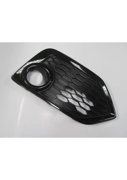 Honda Cıvıc- Hb- 16/18; Sis Lamba Kapağı Sağ Sis Delikli (Tw)