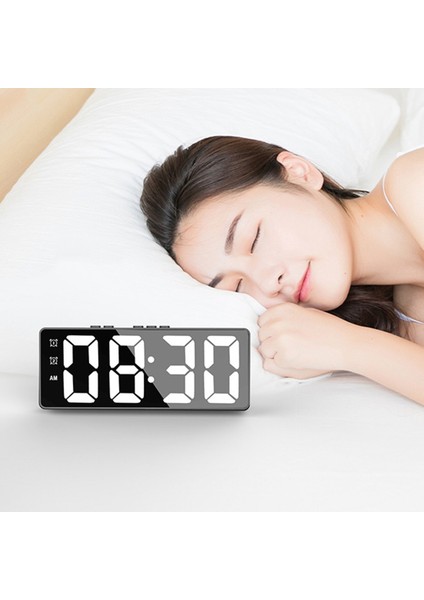 Dijital Çalar Saat (Power Powered By) Veya USB Powered Masa Saati Erteleme Gece Modu 12/24H Elektronik LED Saatler Siyah (Yurt Dışından)