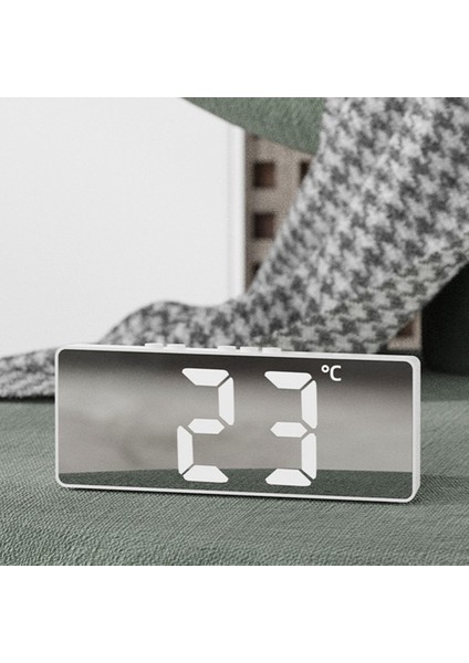 Dijital Çalar Saat (Power Powered By) Veya USB Powered Masa Saati Erteleme Gece Modu 12/24H Elektronik LED Saatler Siyah (Yurt Dışından)