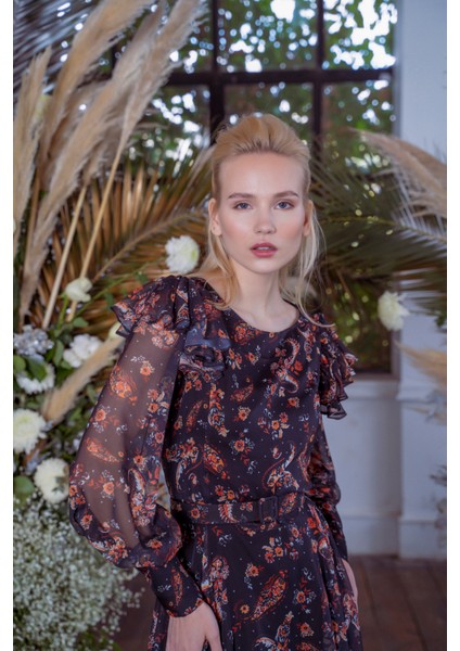 Kadın Balon Bol Fırfırlı Midi Elbise modelleri