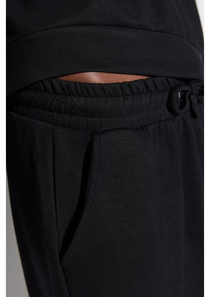 Kapüşonlu Sweatshirt