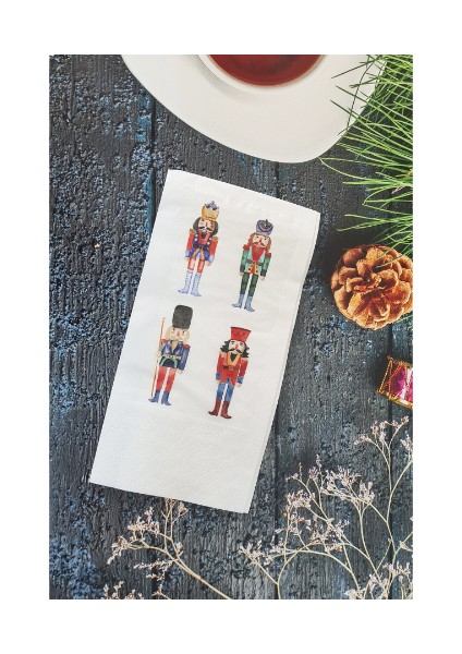 Fındıkkıran Askerleri Yılbaşı Masası Sunum Peçetesi