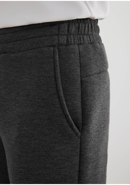Antrasit Renk Örme Kumaşdan Jogger Pantolon