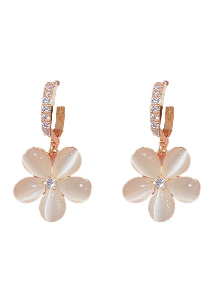 Zirkonya Çiçek Küpeler, Şık ve Çok Yönlü Küpeler (Yurt Dışından)