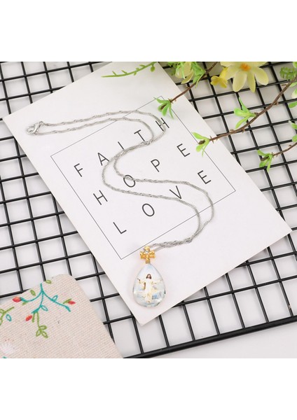 1 Kolye Hediye Hıristiyan Kolye Yıldönümü Hediyesi, Kolye 1.5x2.4 cm Isa (Yurt Dışından) fırsatları