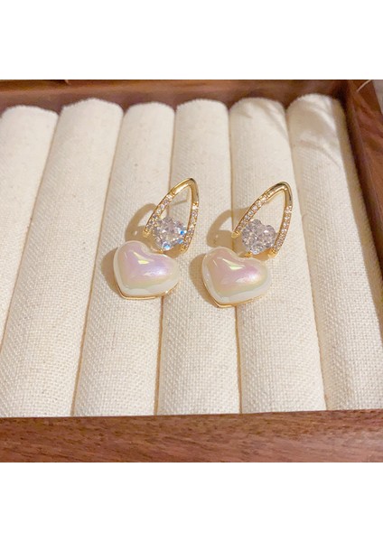 Narin Zirkon Kalp Küpeler, Retro Şık (Yurt Dışından)