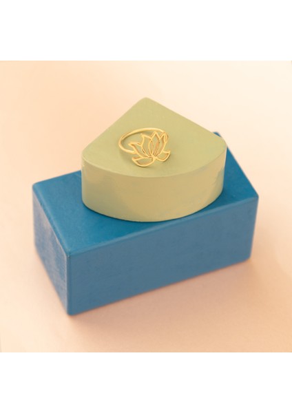 925 Ayar Gümüş Lotus Çiçeği Yüzük fırsatları