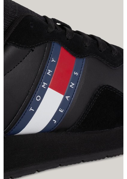 Tommy Hilfiger Erkek Marka Logolu Bağcıklı Kaydırmaz Tabanlı Günlük Siyah Sneaker EM0EM01316-BDS