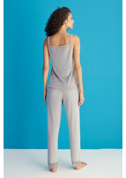 Kadın 13402-1 Dantelli Sabahlık Kadife Pijama Takım Gri modelleri