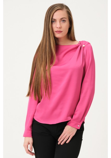 Omuzu İncili Saten Bluz