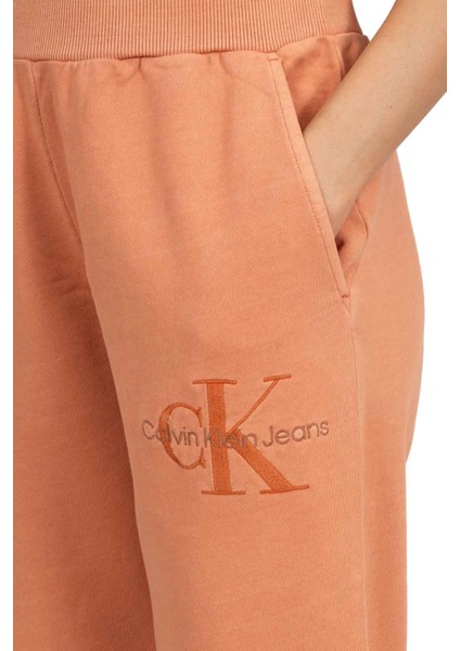 Kadın Pamuklu Logolu Lastikli Normal Bel Pudra Pantolon J20J221921-SEC modelleri