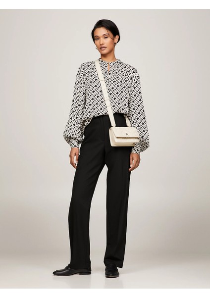 Kadın Deri Marka Logolu Fermuarlı Günlük Kullanım Bej Omuz Çantası AW0AW15727-AES fiyatları