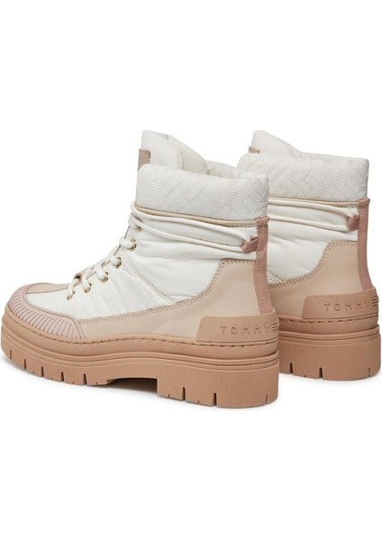 Kadın Marka Logolu Düz Taban Kaydırmaz Günlük Kullanım Beyaz Bot & Bootie FW0FW07502-YBH