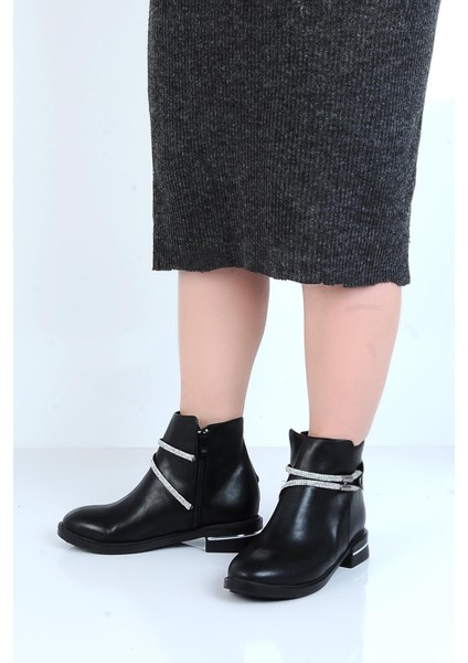 23-8015 Cilt Siyah Ayışığı Kadın Düz Kısa Bot modelleri