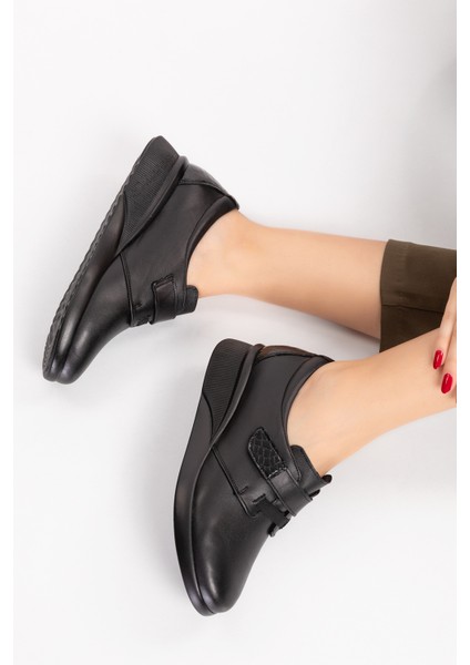 Kadın Deri Siyah Anatomik Taban Rahat Lastik Bağcıklı Ayakkabı fiyatları