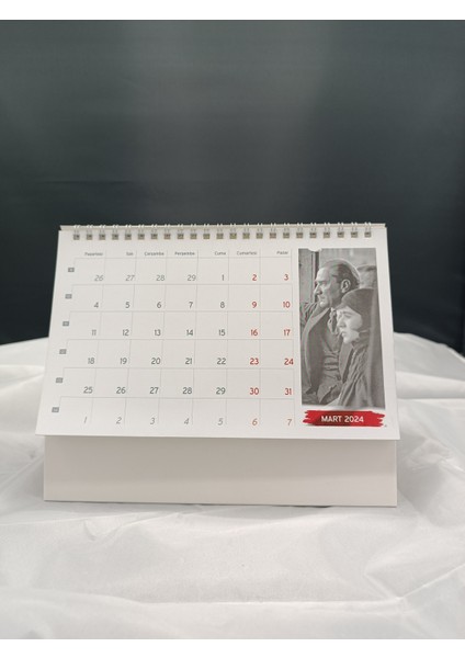 2024 Atatürk Masa Takvimi fırsatları