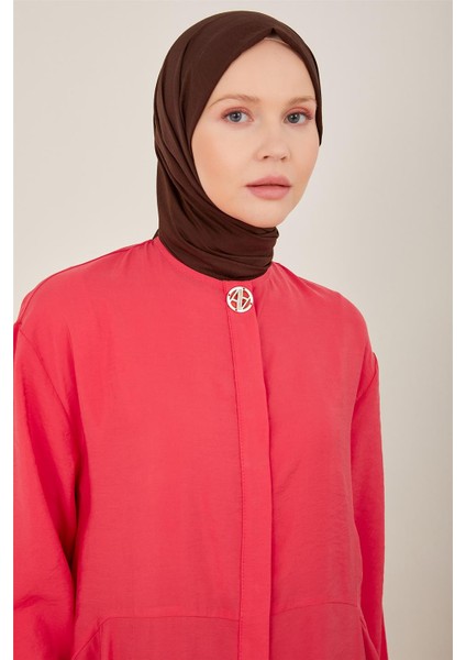 Önü Arma Detaylı Giy Çık 23Y5118 Kiraz fırsatları