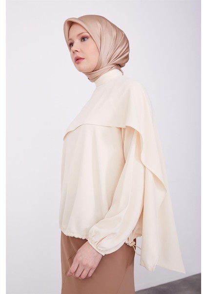 Asimetrik Aller Detaylı Beli Lastikli Bluz 23K3425 Fildişi