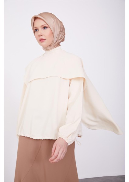 Asimetrik Aller Detaylı Beli Lastikli Bluz 23K3425 Fildişi modelleri