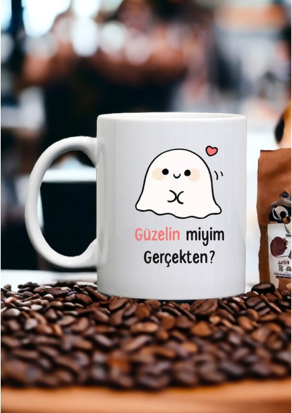 Güzelin Miyim Gerçekten - Tatlı Kupa Bardak