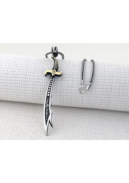 Kalp Atışlı Hz Ali Yazılı Büyük Boy Zülfikar Kılıcı 925 Ayar Gümüş Kolye