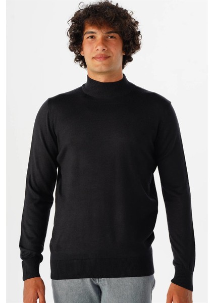 Rahat Kalıp Yarım Balıkçı Yünlü Lacivert Triko