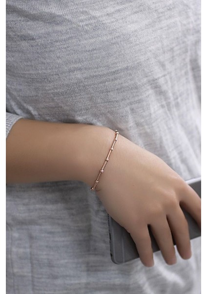 925 Ayar Rose Kaplama Dorika Taşlı Tasarım Gümüş Bileklik