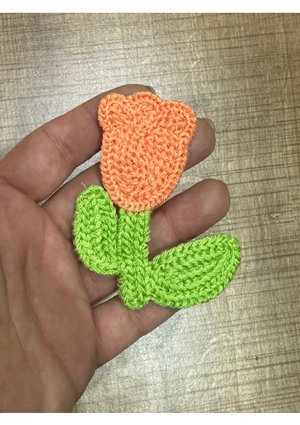 8x7 cm Dokuma Işleme Lale Çiçek Arma Yama Dikiş Aksesuarı
