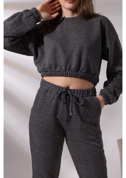 Pamcott Kadın Simli Oversize Kadın Bisiklet Yaka Crop Üst ve Jogger Alt Eşofman Takımı PAM1001