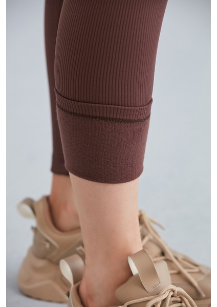 Kadın Kahverengi Içi Polarlı Lastikli Şardonlu Fitilli Toparlayıcı Interlok Kışlık Örme Tayt indirimleri