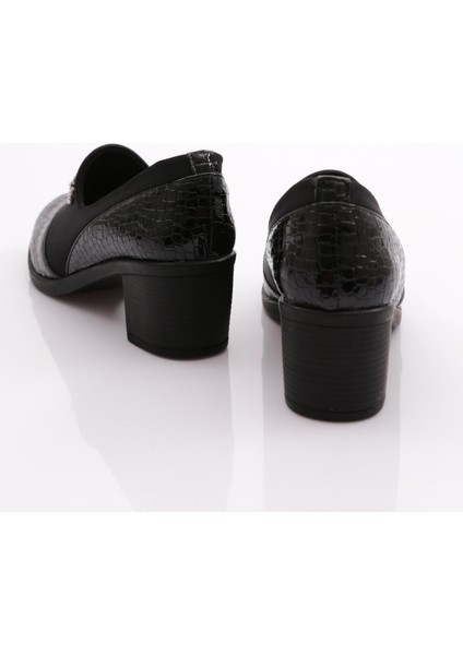 23031 Kadin Kurdela Desenli Topuklu Ayakkabi modelleri