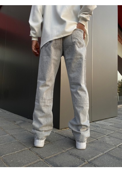Açık Gri Yıkamalı Baggy Jean
