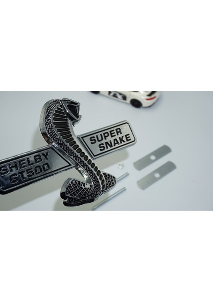 Mustang Shelby GT500 Kobra Ön Panjur Vidalı Krom Abs Logo