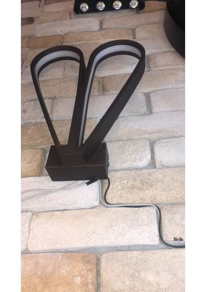 37 cm Yüksekliğinde Metal Gövde Gün Işığı LED Aydınlatma Aplik