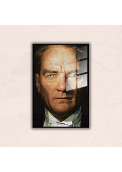 Metal Çerçeveli Cam Tablo Atatürk Portresi fiyatları
