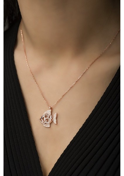 925 Ayar Rose Kaplamalı Beyaz Taşlı Balık Gümüş Kolye