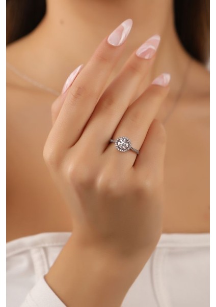 925 Ayar Taşlı Yuvarlak Tek Taş Rodyum Kaplamalı Gümüş Takım fiyatları