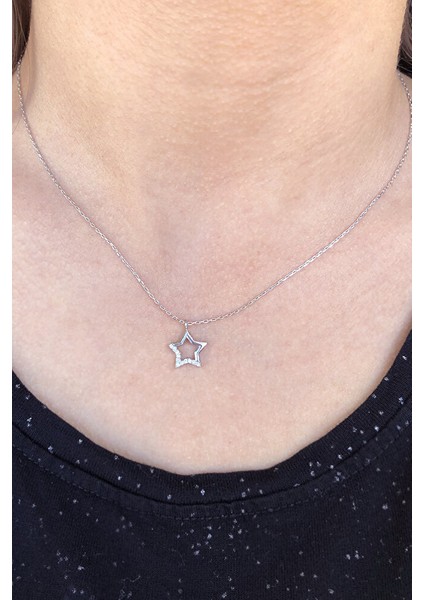 925 Ayar Rodyum Kaplamalı Beyaz Taşlı Minimal Yıldız Gümüş Kolye