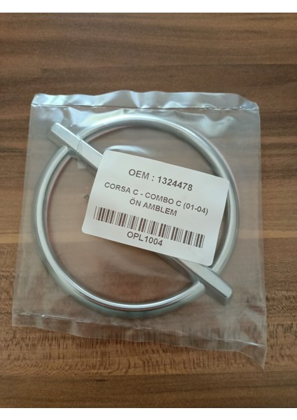 Opel Corsa C Ön Arma Logo 2001 - 2004 Modeller Arası Uyumludur Corsa C Ön Amblem