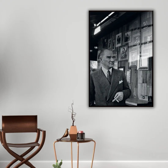 Gaagart Metal Çerçeveli Cam Tablo Atatürk ve Siyah Beyaz Fotoğrafları