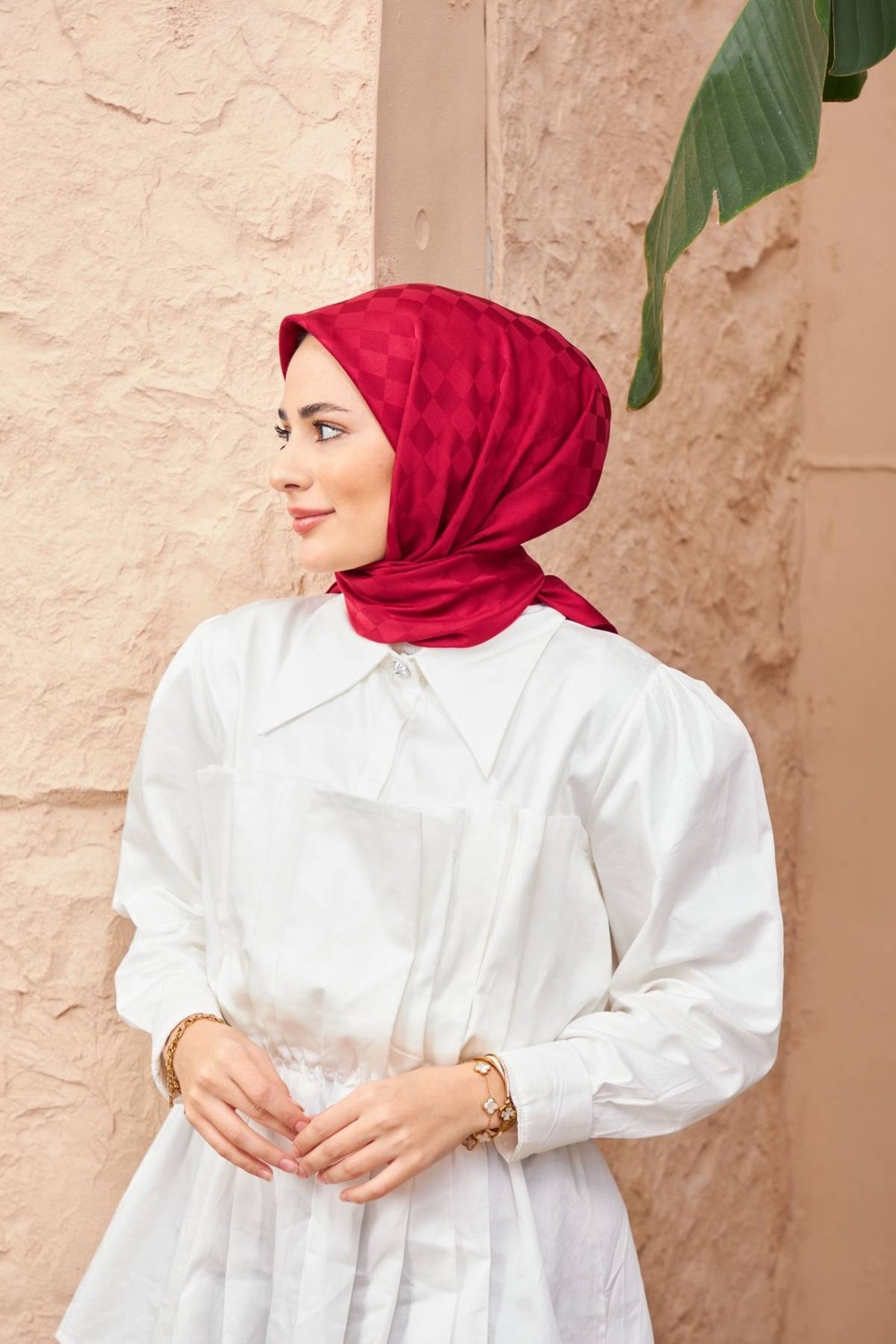 İpekhan Dama Jakarlı Eşarp Bordo 9900-12 görsel 3